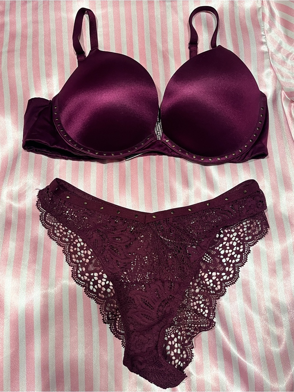 2 Pc Set Victorias Secret Very Sexy 32C Bra + Matching Panty XSmall Rare